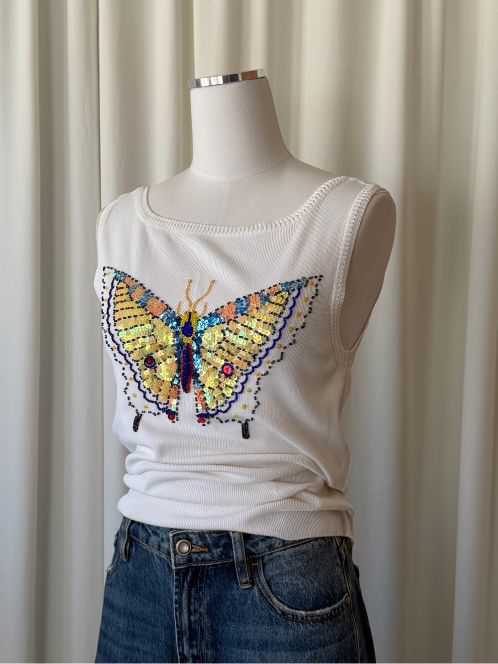 Vintage Y2K Lucia Burns Beaded Butterfly Sequin Tank Top White Ribbed Large. - Picture 3 of 12